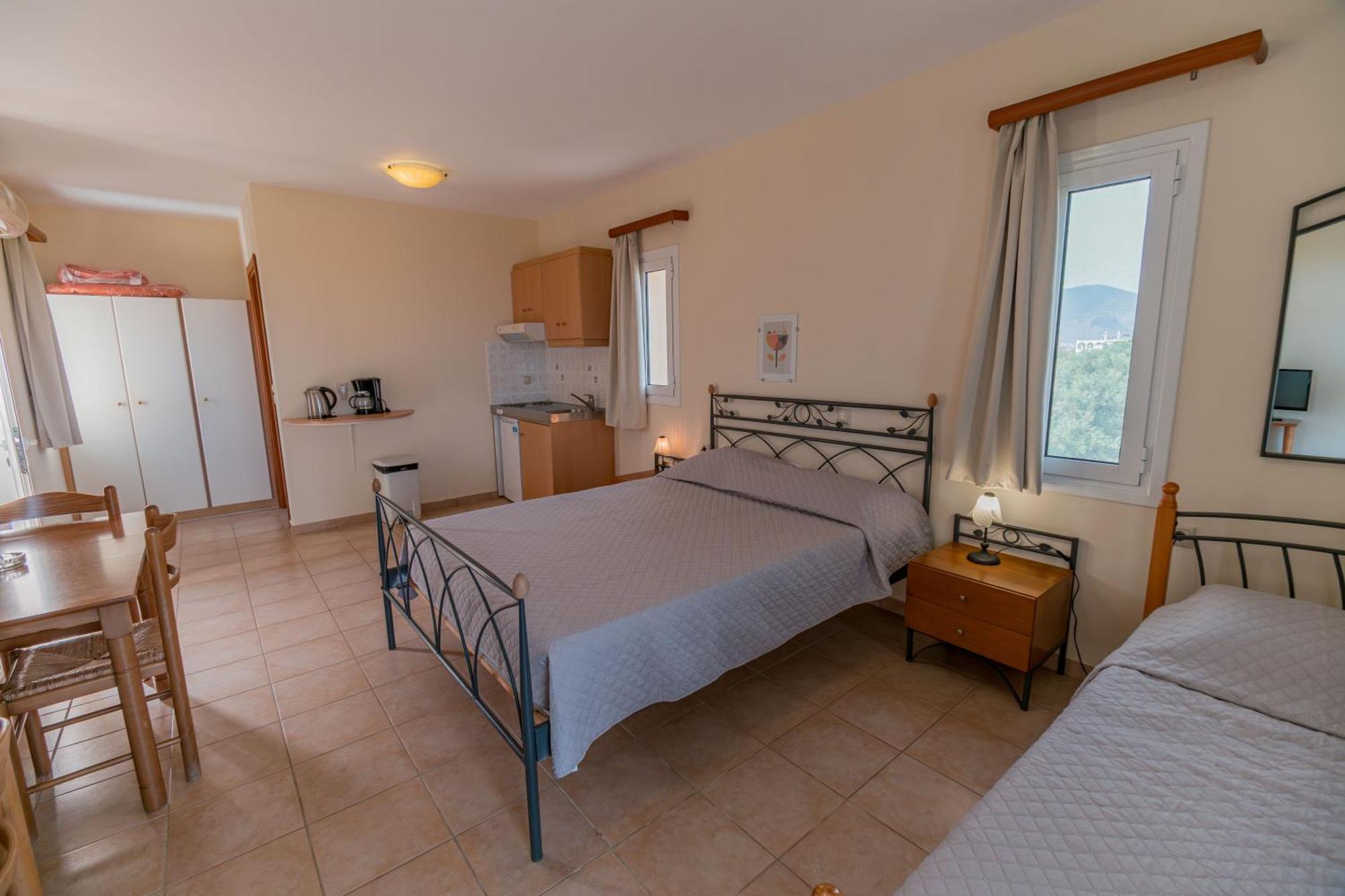 Apartments Hotel & Studios, Xifoupolis Monemvasía Esterno foto